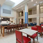 Holiday Inn Express West Los Angeles By Ihg