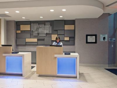 Hotel Express West Angeles By Ihg